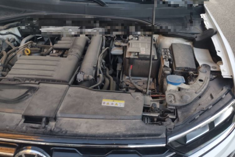Used Volkswagen T-ROC 2021 280TSI DSG Two-Wheel Drive Comfort Connect Edition Engine Bay Left