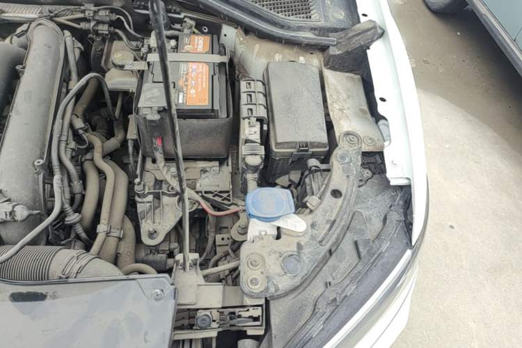 Used Volkswagen T-ROC 2021 280TSI DSG Two-Wheel Drive Elite Connect Edition Engine Bay Left