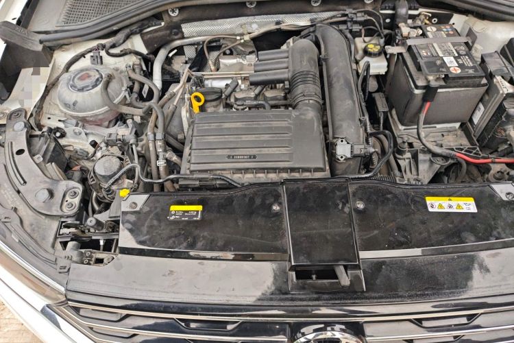 Used Volkswagen T-ROC 2021 Revised Version 280TSI DSG Two-Wheel Drive Elite Connect Edition Engine Bay
