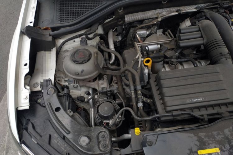 Used Volkswagen T-ROC 2021 Revised Version 280TSI DSG Two-Wheel Drive Elite Connect Edition Engine Bay Right