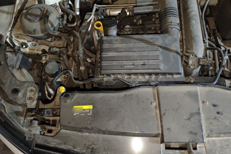 Used Volkswagen T-ROC 2021 280TSI DSG Two-Wheel Drive Comfort Connect Edition Engine Bay Right