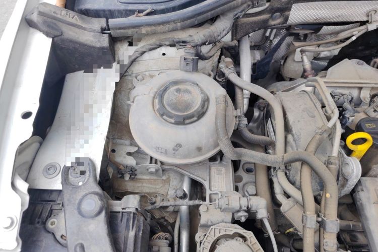 Used Volkswagen T-ROC 2021 280TSI DSG Two-Wheel Drive Comfort Connect Edition Engine Bay Right