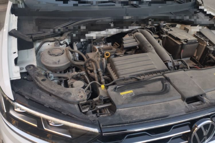 Used Volkswagen T-ROC 2021 280TSI DSG Two-Wheel Drive Comfort Connect Edition Engine Bay Right