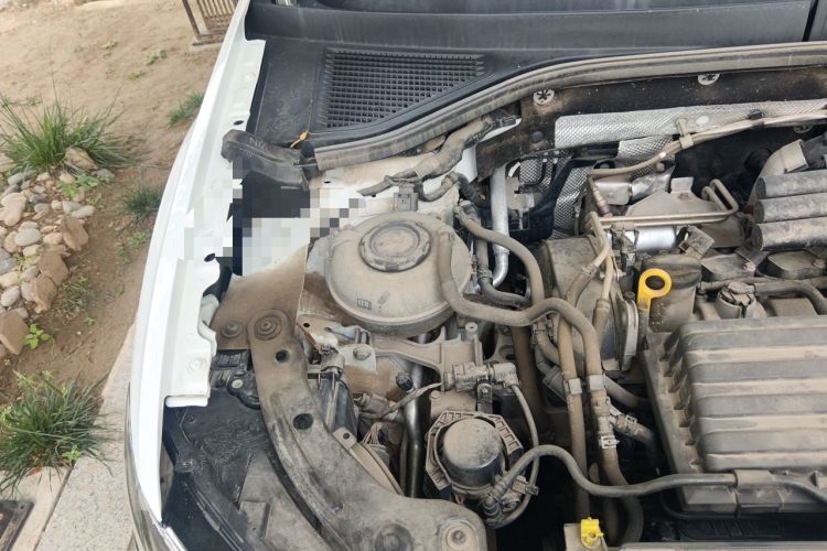 Used Volkswagen T-ROC 2021 280TSI DSG Two-Wheel Drive Comfort Connect Edition Engine Bay Right