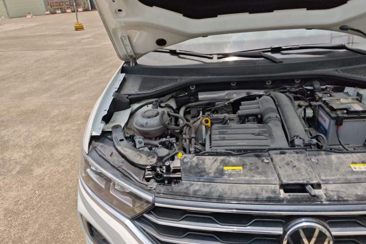 Used Volkswagen T-ROC 2021 280TSI DSG Two-Wheel Drive Comfort Connect Edition Engine Bay Right