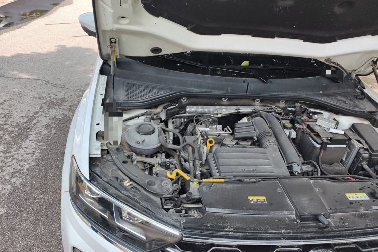 Used Volkswagen T-ROC 2021 280TSI DSG Two-Wheel Drive Elite Connect Edition Engine Bay Right