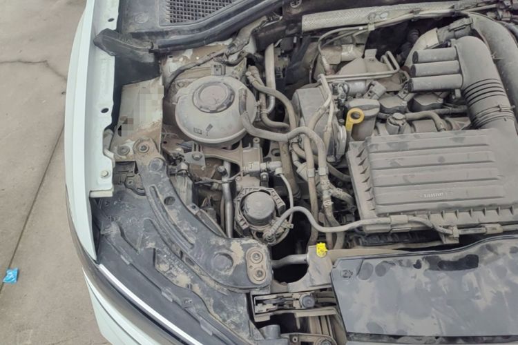 Used Volkswagen T-ROC 2021 280TSI DSG Two-Wheel Drive Elite Connect Edition Engine Bay Right