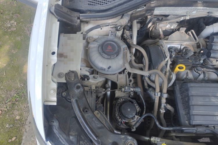 Used Volkswagen T-ROC 2021 Revised Version 280TSI DSG Two-Wheel Drive Elite Connect Edition Engine Bay Right