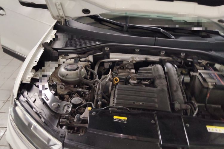 Used Volkswagen T-ROC 2021 280TSI DSG Two-Wheel Drive Comfort Connect Edition Engine Bay Right
