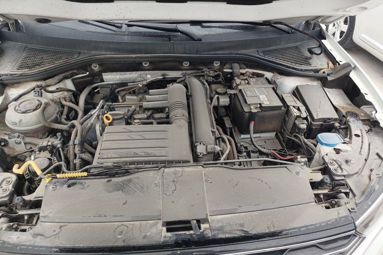 Used Volkswagen T-ROC 2021 280TSI DSG Two-Wheel Drive Comfort Connect Edition Engine Bay