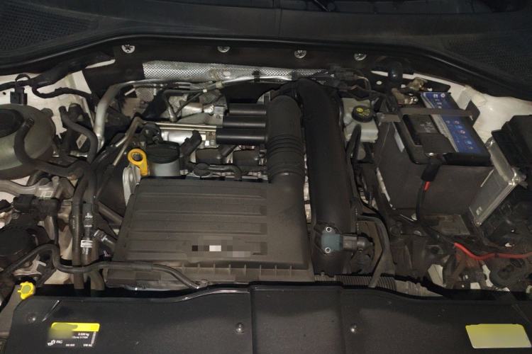 Used Volkswagen T-ROC 2021 280TSI DSG Two-Wheel Drive Comfort Connect Edition Engine Bay