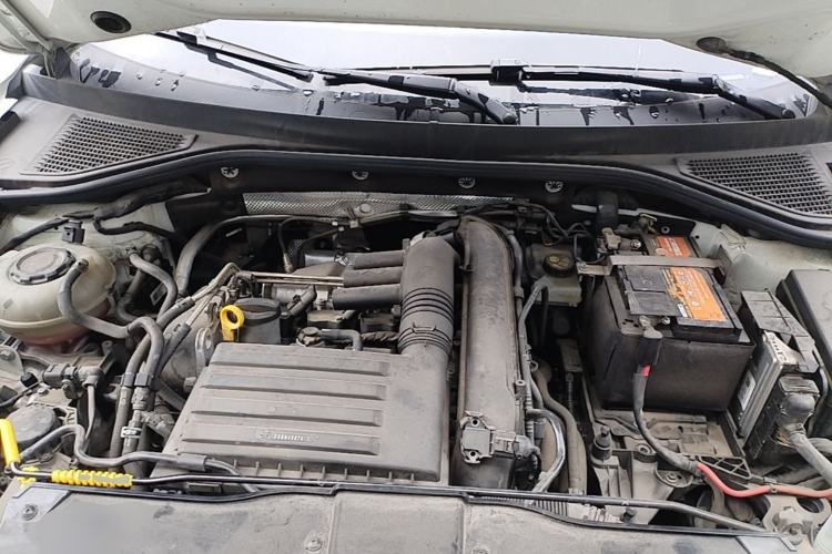 Used Volkswagen T-ROC 2021 Revised Version 280TSI DSG Two-Wheel Drive Elite Connect Edition Engine Bay