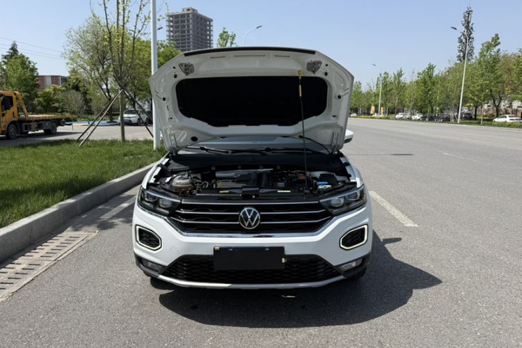 Used Volkswagen T-ROC 2021 280TSI DSG Two-Wheel Drive Comfort Connect Edition Exterior 2