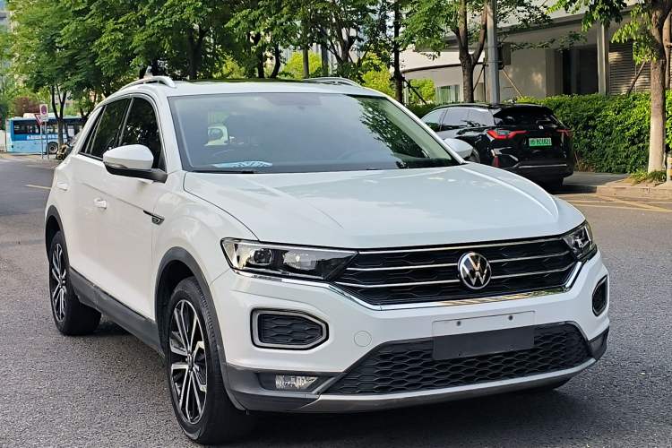 Used Volkswagen T-ROC 2021 280TSI DSG Two-Wheel Drive Elite Connect Edition Exterior 2