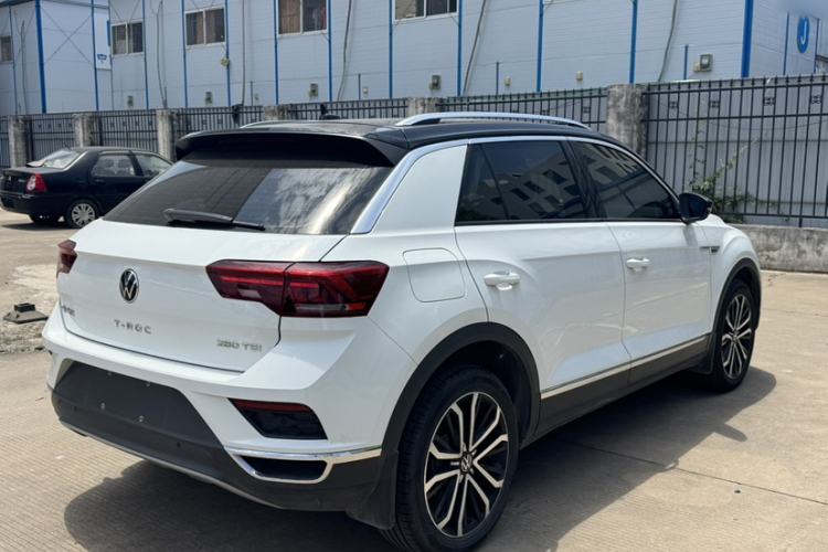 Used Volkswagen T-ROC 2021 Revised Version 280TSI DSG Two-Wheel Drive Comfort & Smart Connectivity Edition Exterior 3