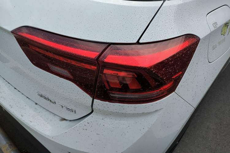 Used Volkswagen T-ROC 2021 280TSI DSG Two-Wheel Drive Elite Connect Edition Exterior 3