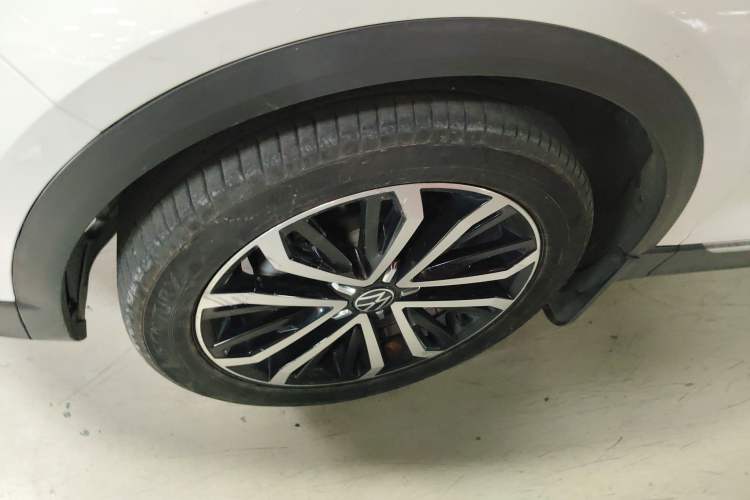 Used Volkswagen T-ROC 2021 280TSI DSG Two-Wheel Drive Comfort Connect Edition Exterior 4
