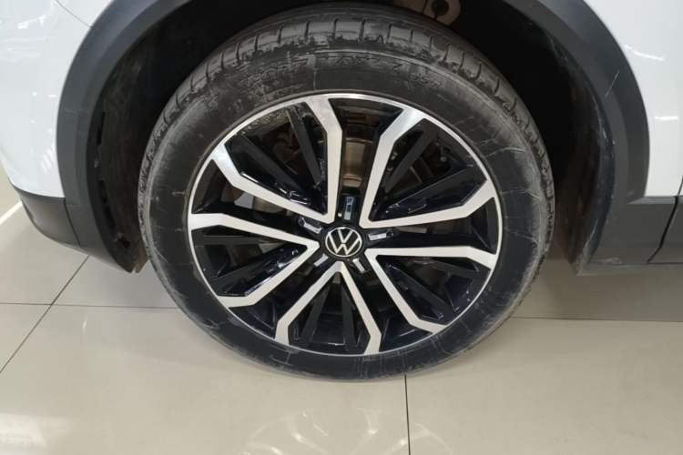 Used Volkswagen T-ROC 2021 280TSI DSG Two-Wheel Drive Comfort Connect Edition Exterior 4