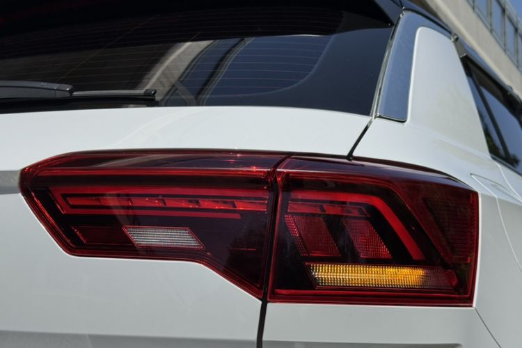 Used Volkswagen T-ROC 2021 280TSI DSG Two-Wheel Drive Comfort Connect 30th Anniversary Edition Exterior 4