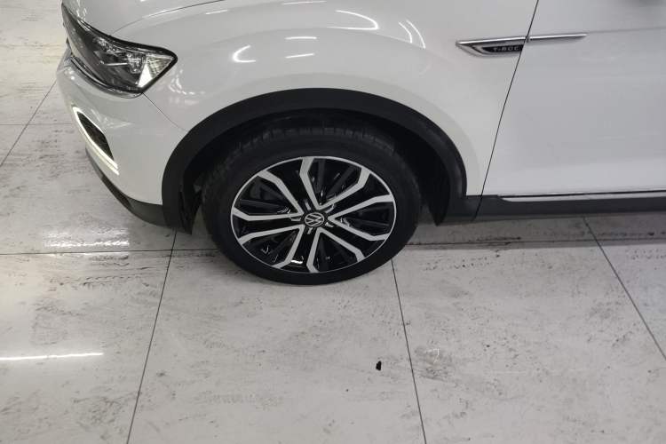 Used Volkswagen T-ROC 2021 280TSI DSG Two-Wheel Drive Comfort Connect Edition Exterior 4