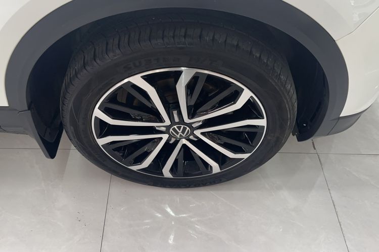Used Volkswagen T-ROC 2021 280TSI DSG Two-Wheel Drive Comfort Connect Edition Exterior 4