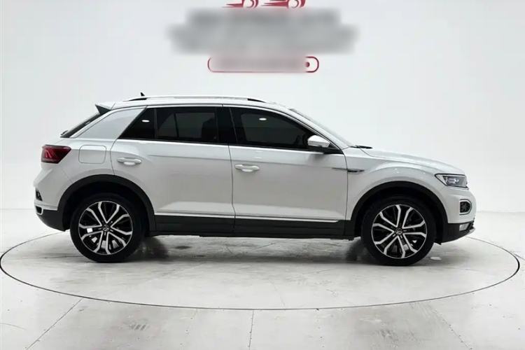 Used Volkswagen T-ROC 2021 280TSI DSG All-Wheel Drive Luxury Smart Connectivity Version Exterior 4
