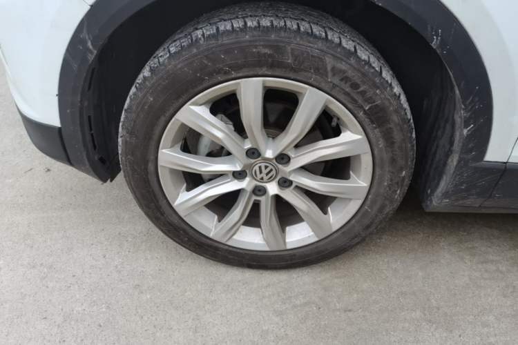 Used Volkswagen T-ROC 2021 280TSI DSG Two-Wheel Drive Elite Connect Edition Exterior 4