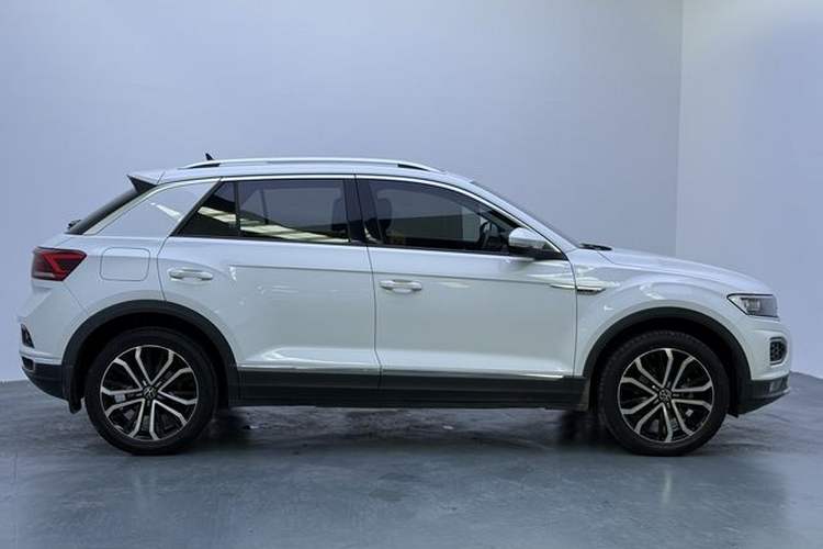 Used Volkswagen T-ROC 2021 280TSI DSG Two-Wheel Drive Comfort Connect Edition Exterior 4
