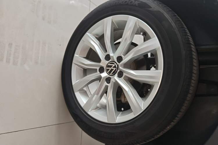 Used Volkswagen T-ROC 2021 280TSI DSG Two-Wheel Drive Elite Connect Edition Exterior 5