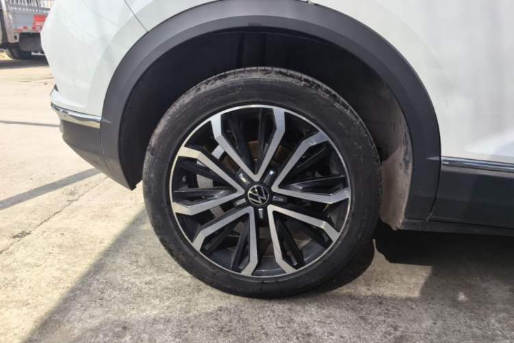 Used Volkswagen T-ROC 2021 280TSI DSG Two-Wheel Drive Comfort Connect Edition Exterior 5