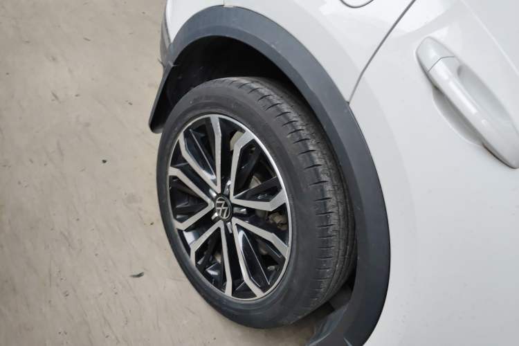Used Volkswagen T-ROC 2021 280TSI DSG Two-Wheel Drive Comfort Connect Edition Exterior 5