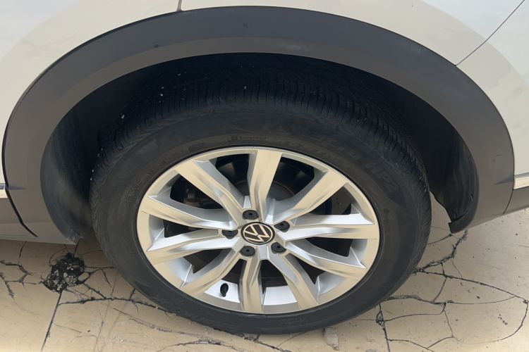 Used Volkswagen T-ROC 2021 280TSI DSG Two-Wheel Drive Elite Connect Edition Exterior 5