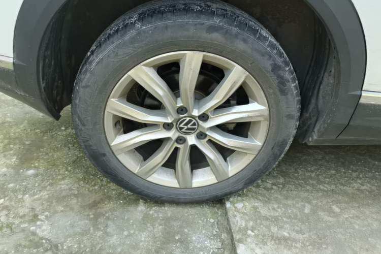 Used Volkswagen T-ROC 2021 280TSI DSG Two-Wheel Drive Elite Connect Edition Exterior 5