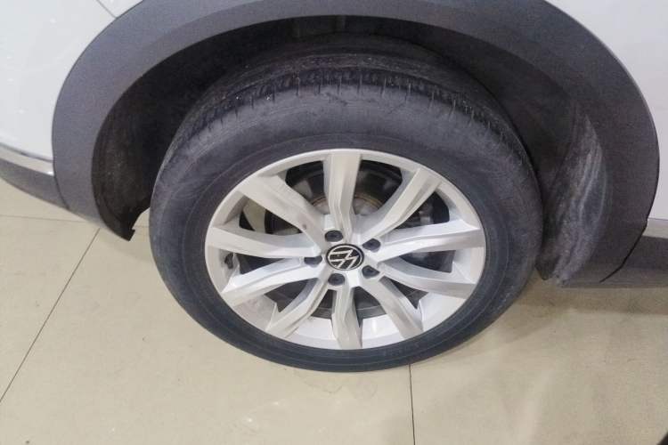 Used Volkswagen T-ROC 2021 280TSI DSG Two-Wheel Drive Elite Connect Edition Exterior 5