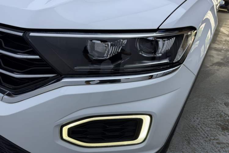 Used Volkswagen T-ROC 2021 280TSI DSG Two-Wheel Drive Comfort Connect Edition Exterior 6