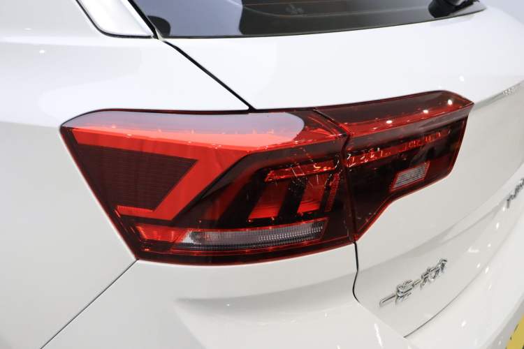 Used Volkswagen T-ROC 2021 Revised Version 280TSI DSG Two-Wheel Drive Elite Connect Edition Exterior 7