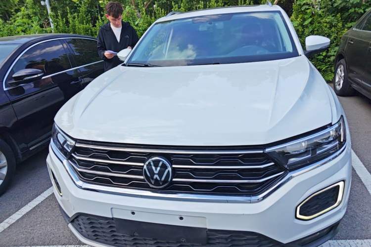 Used Volkswagen T-ROC 2021 280TSI DSG Two-Wheel Drive Comfort Connect Edition Front