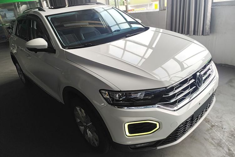 Used Volkswagen T-ROC 2021 280TSI DSG Two-Wheel Drive Elite Connect Edition Front Right 45 Deg