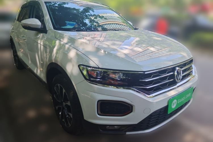 Used Volkswagen T-ROC 2021 280TSI DSG Two-Wheel Drive Elite Connect Edition Front Right 45 Deg