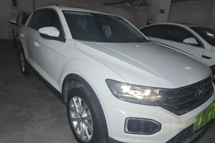 Used Volkswagen T-ROC 2021 280TSI DSG Two-Wheel Drive Elite Connect Edition Front Right 45 Deg
