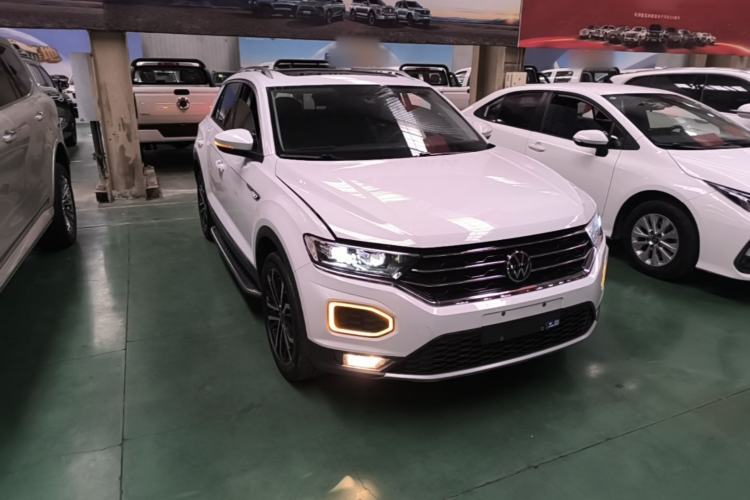 Used Volkswagen T-ROC 2021 280TSI DSG Two-Wheel Drive Comfort Connect Edition Front Right 45 Deg