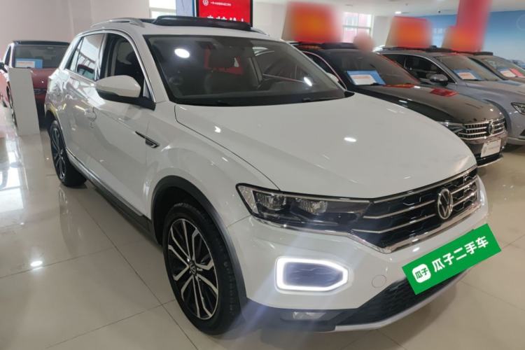 Used Volkswagen T-ROC 2021 280TSI DSG Two-Wheel Drive Comfort Connect Edition Front Right 45 Deg
