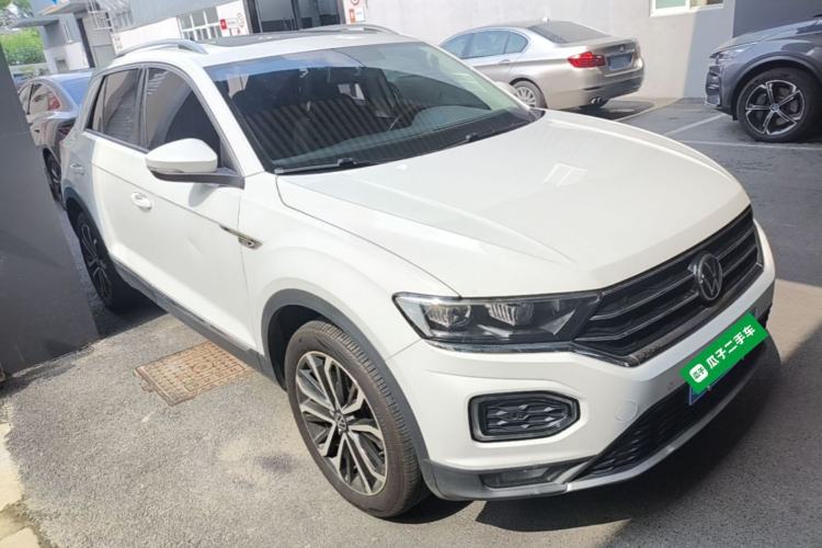 Used Volkswagen T-ROC 2021 280TSI DSG Two-Wheel Drive Comfort Connect Edition Front Right 45 Deg