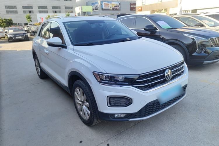 Used Volkswagen T-ROC 2021 280TSI DSG Two-Wheel Drive Elite Connect Edition Front Right 45 Deg