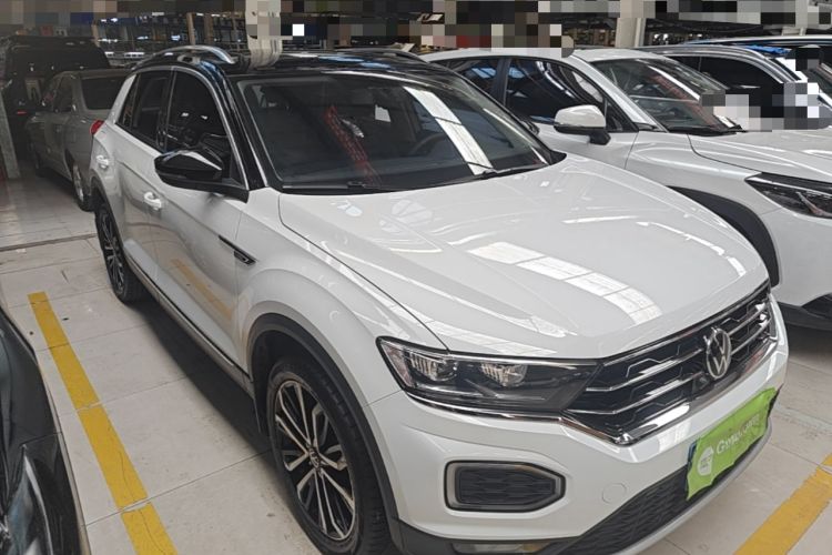 Used Volkswagen T-ROC 2021 280TSI DSG Two-Wheel Drive Comfort Connect 30th Anniversary Edition Front Right 45 Deg