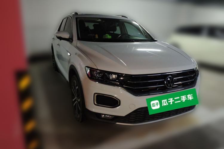 Used Volkswagen T-ROC 2021 280TSI DSG Two-Wheel Drive Comfort Connect Edition Front Right 45 Deg