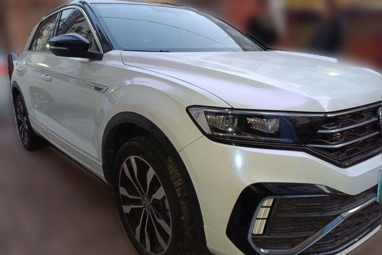 Used Volkswagen T-ROC 2021 280TSI DSG Two-Wheel Drive R-Line Pro Connected Version Front Right 45 Deg