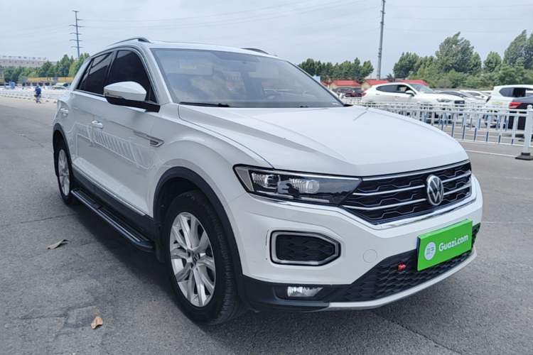 Used Volkswagen T-ROC 2021 280TSI DSG Two-Wheel Drive Elite Connect Edition Front Right 45 Deg