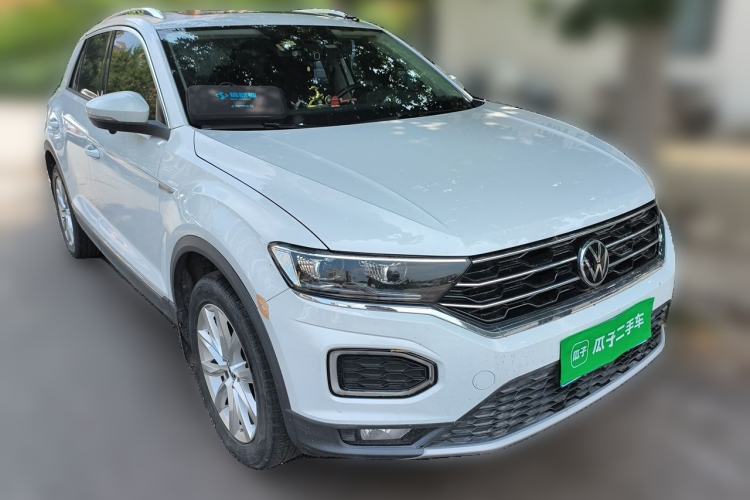 Used Volkswagen T-ROC 2021 280TSI DSG Two-Wheel Drive Elite Connect Edition Front Right 45 Deg
