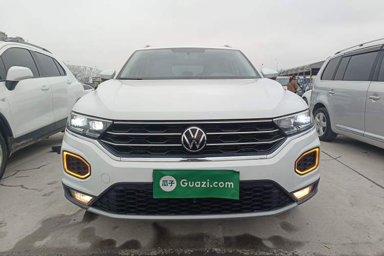 Used Volkswagen T-ROC 2021 280TSI DSG Two-Wheel Drive Comfort Connect Edition Front
